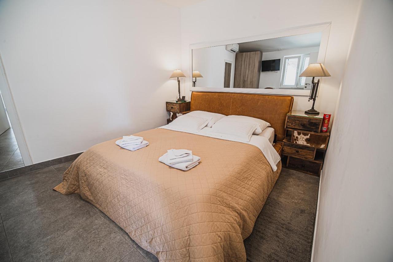 Downtown Luxury Apartments With Hot Tub Vodice Extérieur photo