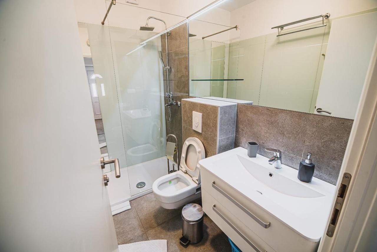 Downtown Luxury Apartments With Hot Tub Vodice Extérieur photo