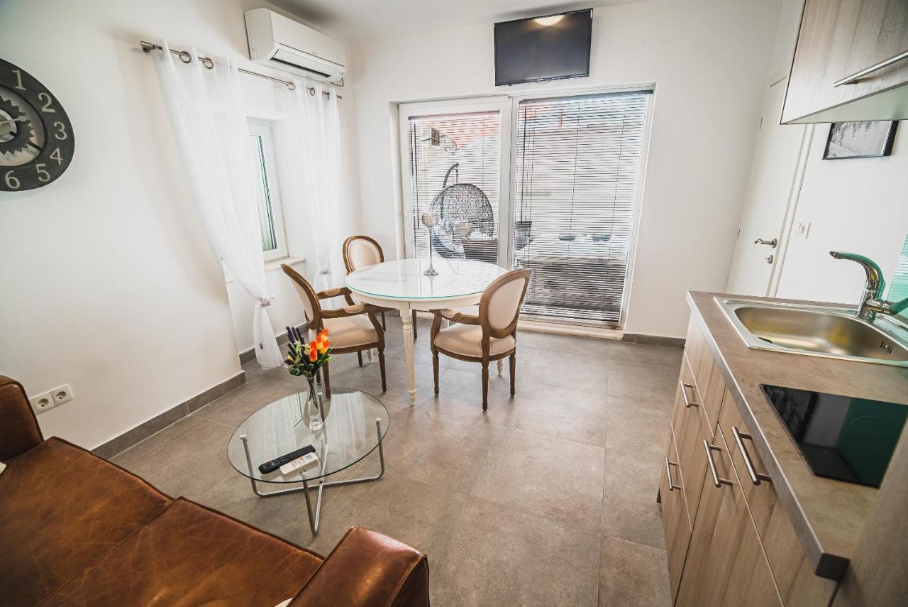 Downtown Luxury Apartments With Hot Tub Vodice Extérieur photo