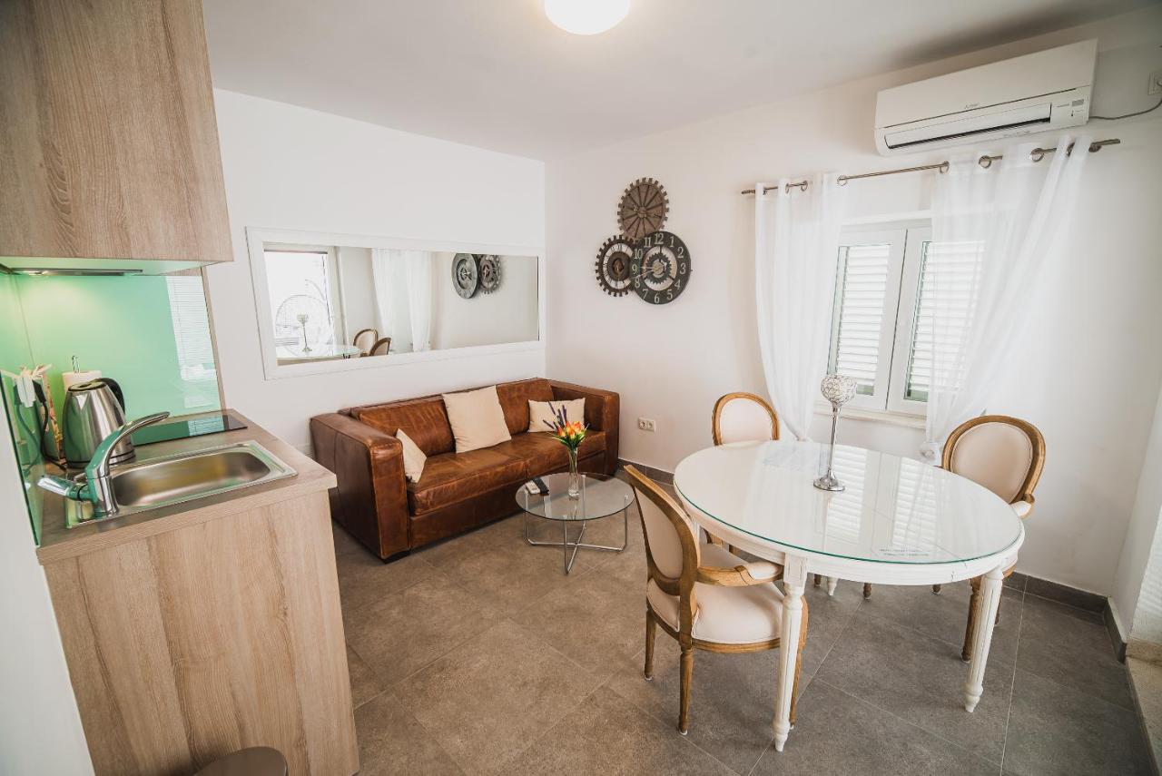 Downtown Luxury Apartments With Hot Tub Vodice Extérieur photo