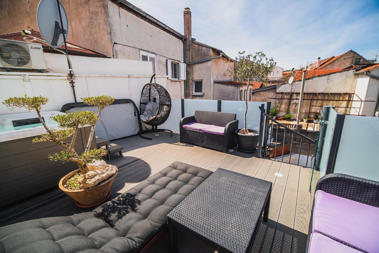 Downtown Luxury Apartments With Hot Tub Vodice Extérieur photo