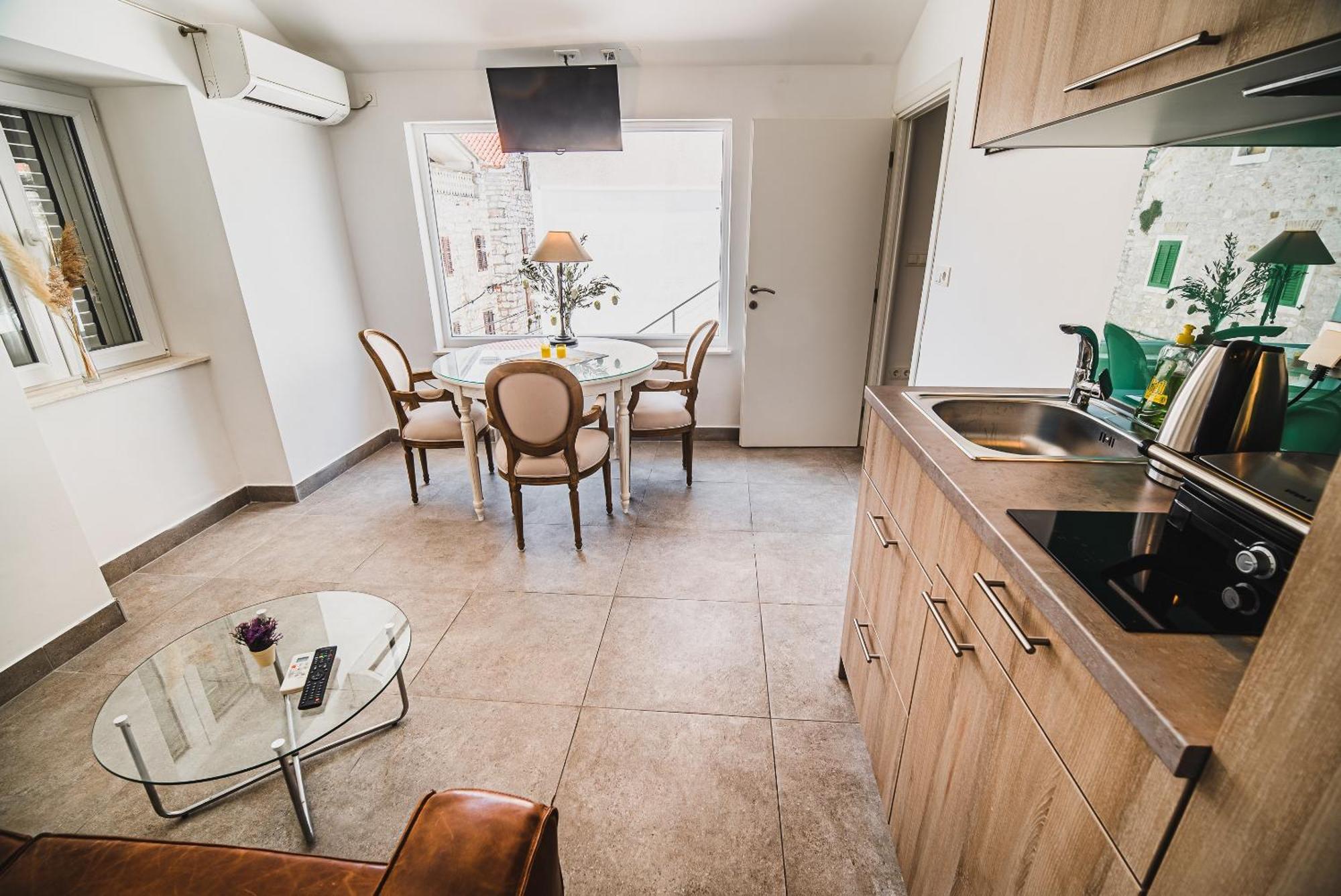 Downtown Luxury Apartments With Hot Tub Vodice Chambre photo